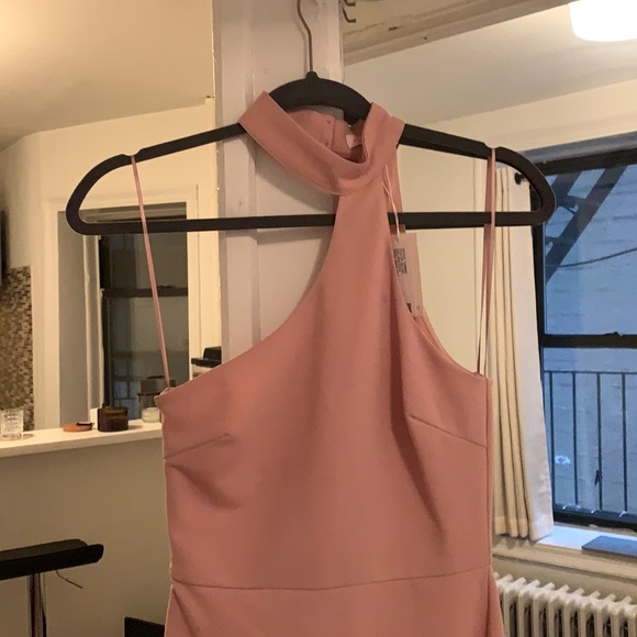 Beautiful dress! - Picture 3 of 4